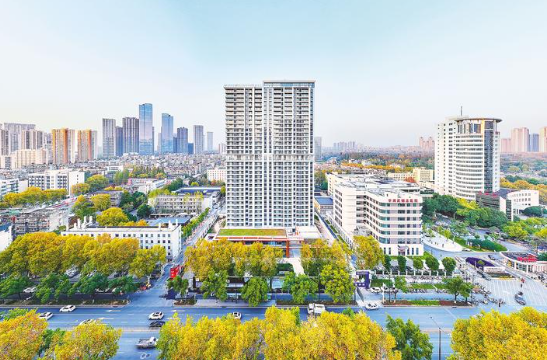 人民日报：建设安全舒适绿色智慧的“好房子”